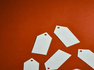 g10
